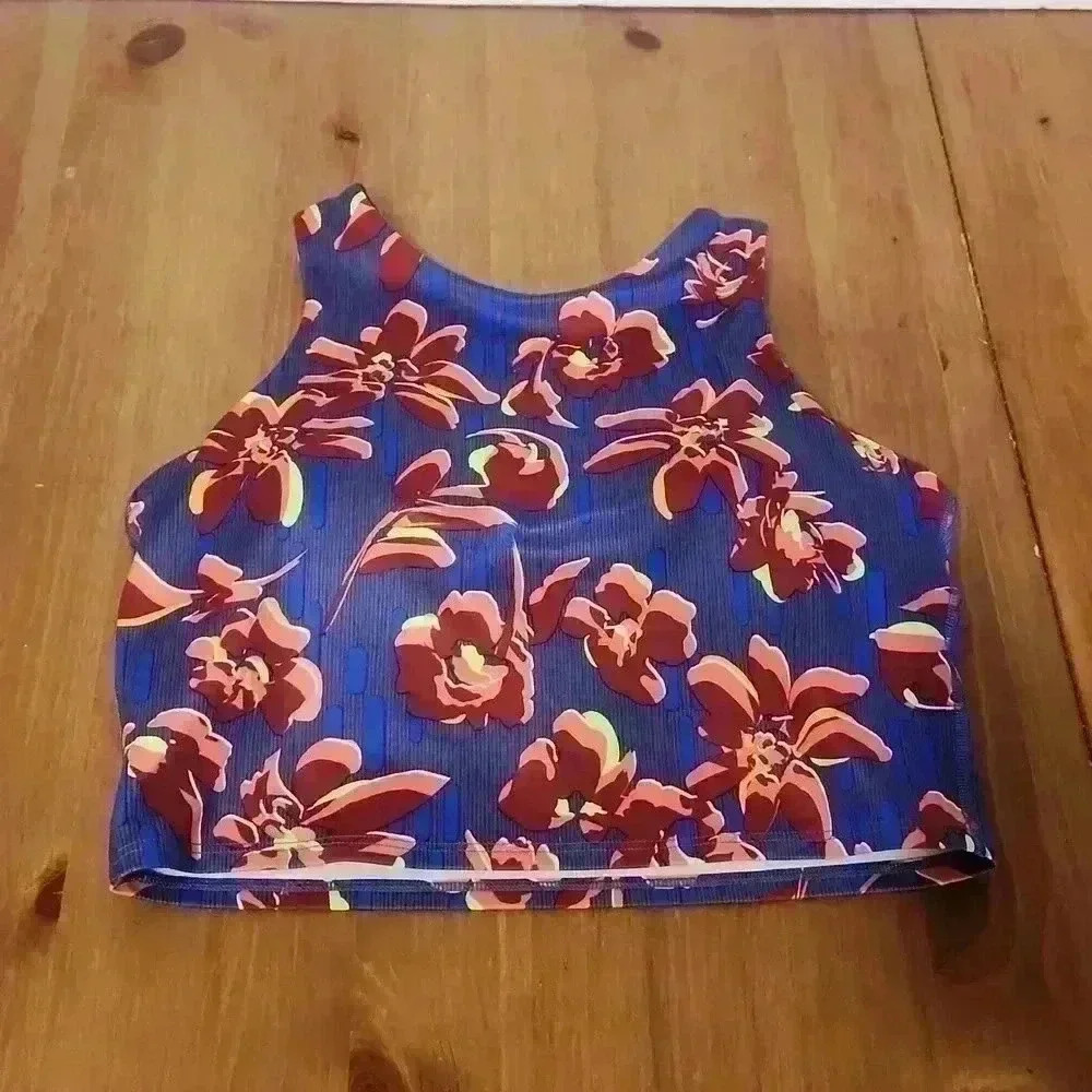 Athleta size small petite purple with coral burgundy flowers NWOT never put on